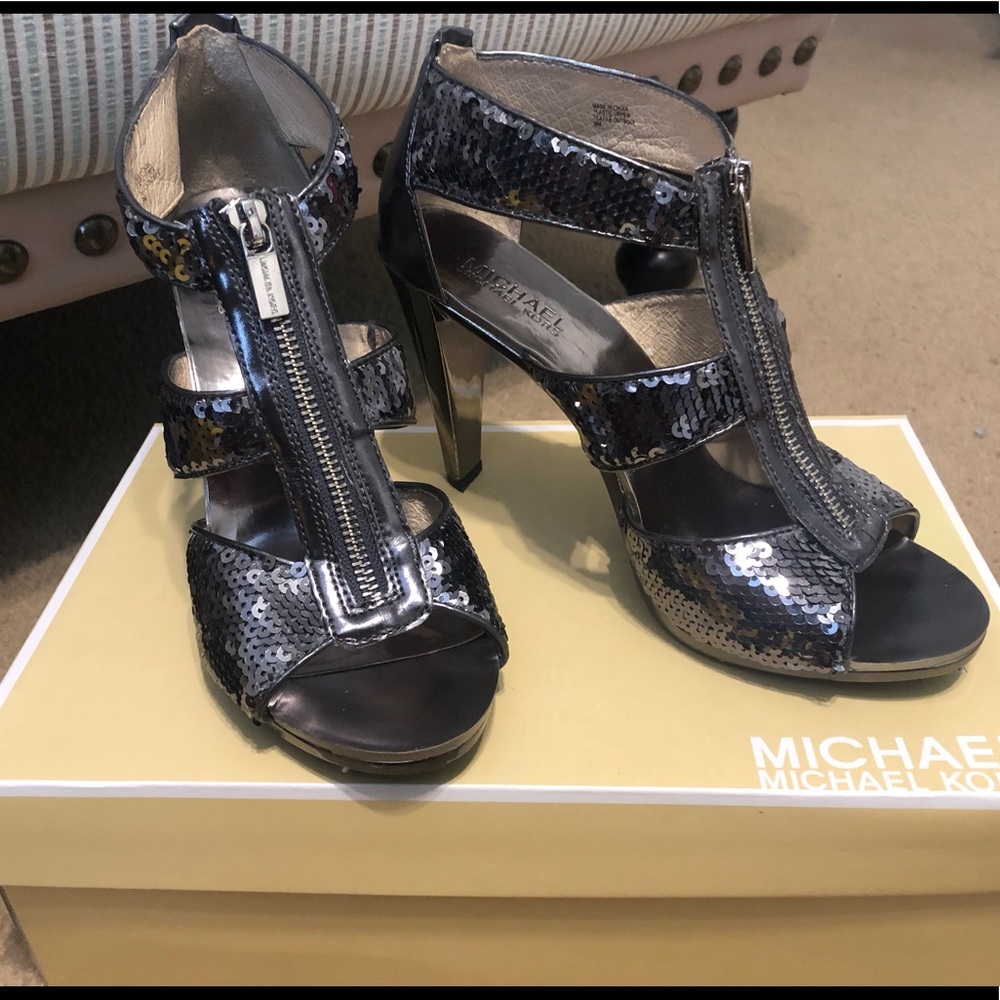 Michael Kors Barkley T-strap dress sandal - 9M